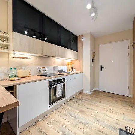 Traugutta Stylish Free Parking By Bookinghost Apartment