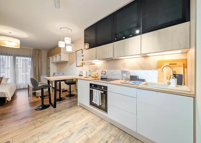 Traugutta Stylish Free Parking By Bookinghost Apartment Breslau