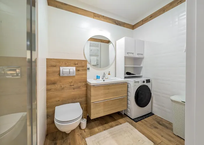 Apartment Traugutta Stylish Free Parking By Bookinghost Breslau